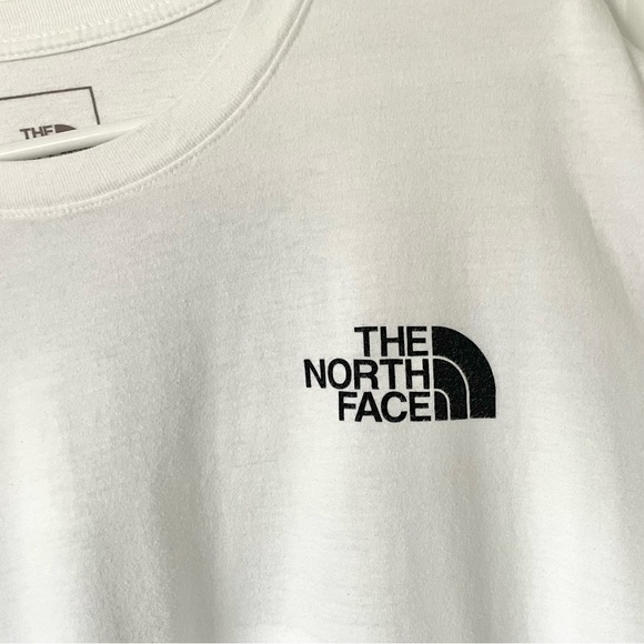 The North Face Men's Long-Sleeve Box NSE T-Shirt | Never Stop Exploring - Picture 5 of 15